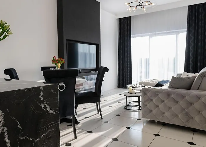 Apartamento By Dziwna River With Pool Access Dziwnów